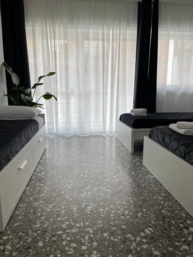 Guest house Quintino Sella Hotel Bari Italy